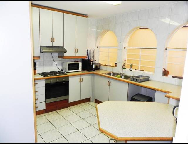 3 BEDROOM PROPERTY TO RENT IN DORINGKLOOF